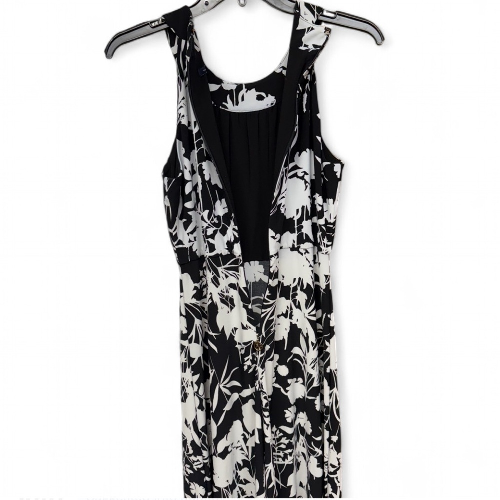 **SOLD**Tommy Hilfiger Black White Floral Halter Fit & Flare Dress - Picture 8 of 8